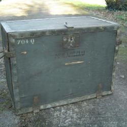 ancien bureau militaire de campagne pour officier français du 1er régiment  époque guerre Indochine.