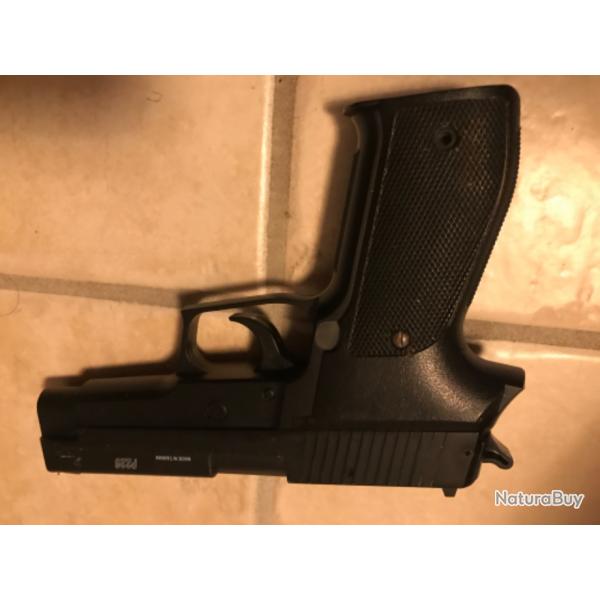 Pistolet Sig Sauer P226 Plombs ou billes 4,5 mm