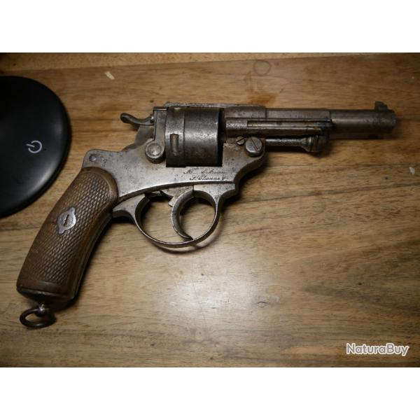 Revolver rglementaire 1873 dat 1880, en 11mm73 canon avec de belles rayures