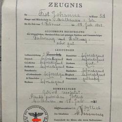 Ancien Document scolaire Allemand ww2 Zeugnis avec tampon (3)