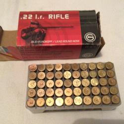 Une boîte de 50 munitions 22 LR   GECO