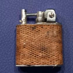 beau briquet LANCEL 1950  breveté S G D G ( 1940 - 1965 )