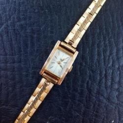 ANCIENNE & SUPERBE MONTRE FEMME :  LIP   PLAQUE OR  .  PARFAIT  ETAT  .