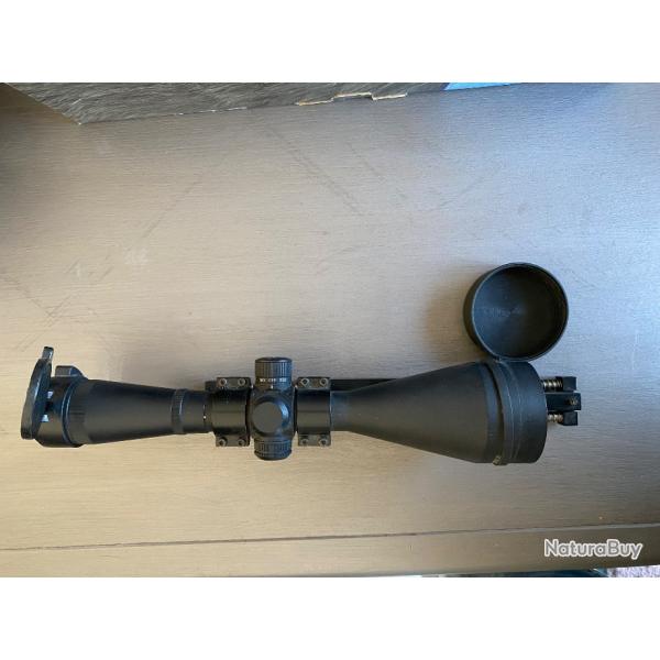 Lunette de hutte Vomz 8x56 sur rail amortisseur