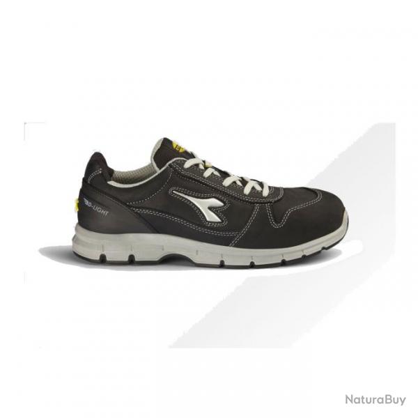 Chaussures de scurit basses DIADORA RUN LOW S3S FO SR ESD pointure 43 noir Diadora