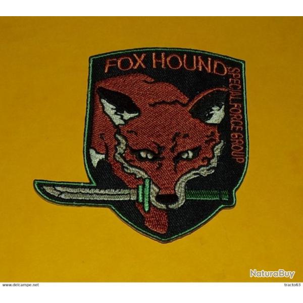 TISSU PATCH : FOX HOUND , SPECIAL FORCE GROUP , HAUTEUR9 CM , BON ETAT VOIR PHOTO . POUR TOUT RE