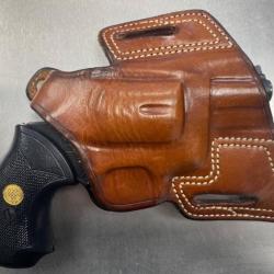 Revolver neuf Safegom calibre 11,6 mm + étui droitier cuir FMC Gunleather MR73