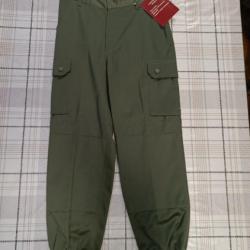 DESTOCKAGE PANTALON CAMOTEX REF2F NEUF TAILLE 12ANS A 12 EUROS REF139