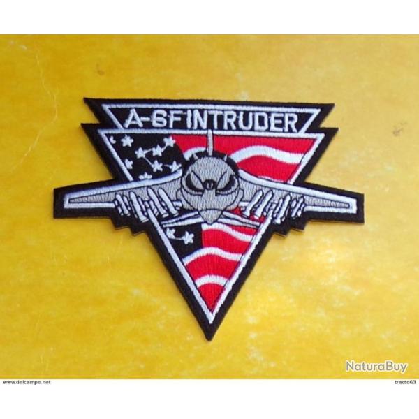 TISSU PATCH : A - 6F INTRUDER, DIAMETRE 9CM , BON ETAT VOIR PHOTOS . POUR TOUT RENSEIGNEMENT ME C