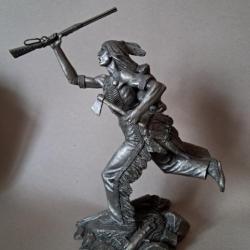 Cheyenne Brave - Statue en étain par Jim Ponter -