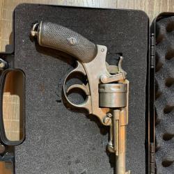 vends revolver modèle 1875 chamelot delvigne bon état +