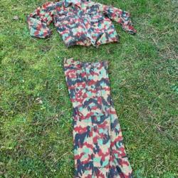 TENUE CAMOUFLEE SUISSE COMPLETE