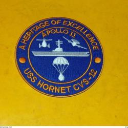 TISSU PATCH : ETATS UNIS ,AHERITAGE OF EXCELLENCE  APOLLO 11 , USS HORNET CVS-12 , DIAMETRE 9 CM , B