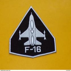 TISSU PATCH : F-16  U.S AIR FORCE  , DIAMETRE 9 CM , BON ETAT VOIR PHOTOS . POUR TOUT RENSEIGNEMENT