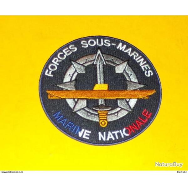 TISSU PATCH : FORCES SOUS - MARINES , MARINE NATIONALE  , DIAMETRE 9CM , BON ETAT VOIR PHOTOS . POU