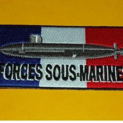 TISSU PATCH : FORCES SOUS - MARINES FRANCAISE  , DIAMETRE 9 CM , BON ETAT VOIR PHOTOS . POUR TOUT RE