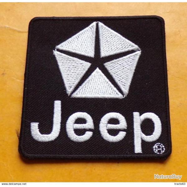 TISSU PATCH : JEEP , DIMENSION 7 CM X 7,5 CM , BON ETAT VOIR PHOTO . POUR TOUT RENSEIGNEMENT ME CONT