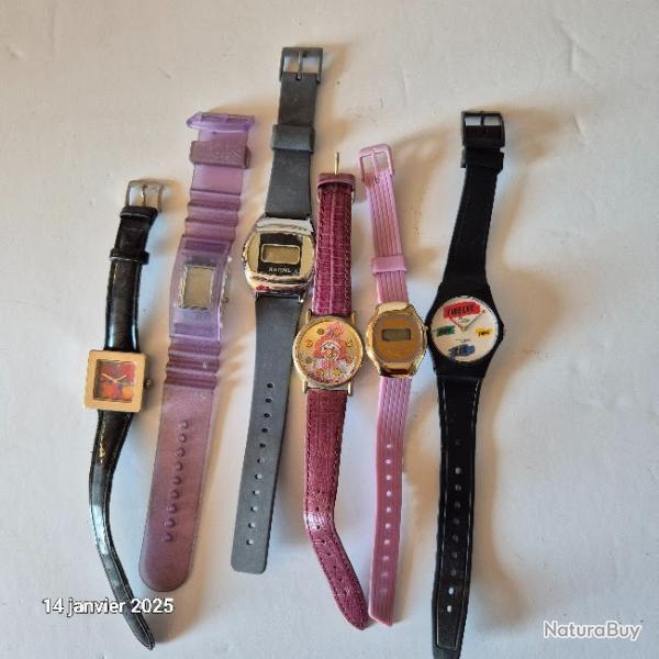 Lot de 5 montres modernes fantaisies et 1 Montre Numrote ANDY WARHOL Les Parfums N 08708