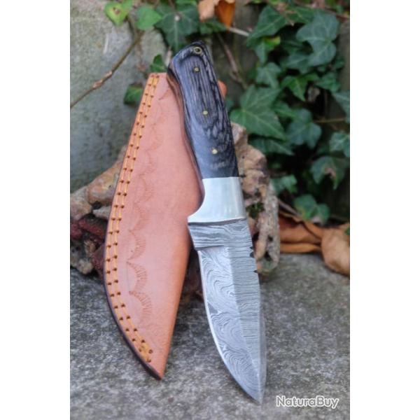 Skinner Couteau de Chasse Damas Lame Drop Point 256 Couches Manche Smoke Fabric Artisanat Etui Cuir