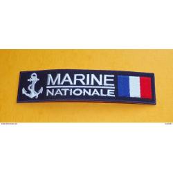 TISSU PATCH : MARINE NATIONALE FRANCAISE , LONGUEUR 14 CM LARGEUR 3,5 CM, BON ETAT VOIR PHOTO . POUR