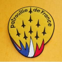 TISSU PATCH : PATROUILLE DE FRANCE  , DIAMETRE 9 CM , BON ETAT VOIR PHOTO . POUR TOUT RENSEIGNEMENT