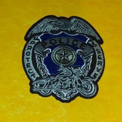 TISSU PATCH : POLICE , PROTECT & SERVE , DIAMETRE 9 CM , BON ETAT VOIR PHOTOS . POUR TOUT RENSEIGNEM