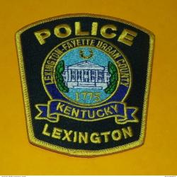 TISSU PATCH : POLICE LEXINGTON KENTUCKY, DIAMETRE 10 CM , BON ETAT VOIR PHOTOS . POUR TOUT RENSEIGNE