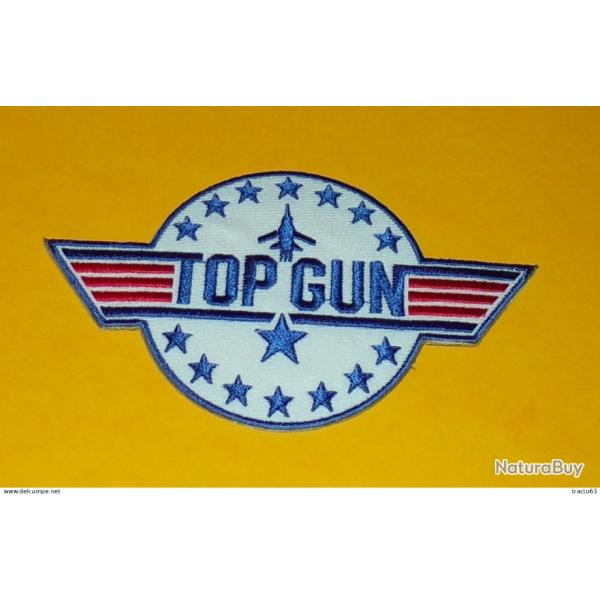 TISSU PATCH : TOP GUN( FOND BLANC ) , DIAMETRE 9 CM , BON ETAT VOIR PHOTO . POUR TOUT RENSEIGNEMENT