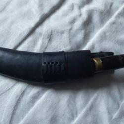 TRES BEAU COUTEAU KUKRI GURHKA NEPAL MANCHE CORNE TRES BELLE QUALITE