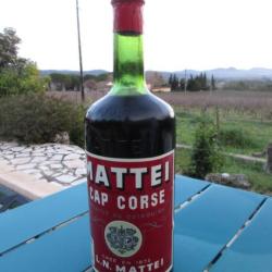 Ap&eacute;ritif Mattei Corse des ann&eacute;es 80