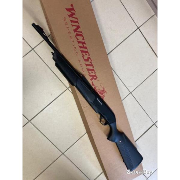 CUSTOM ARMS Vends carabine  pompe WINCHESTER SXR2 pump cal.9,3x62 imitation carbone