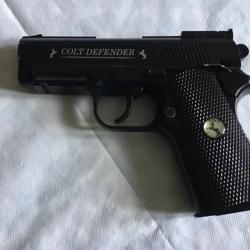 COLT DEFENDER