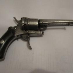 pistolet type lefaucheux