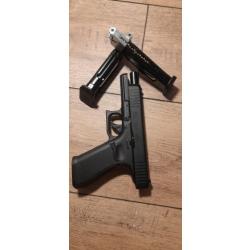 Glock 17 gen 5 "Bille acier" 4.5mm Black