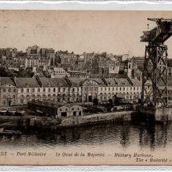CPA -  Port Militaire de Brest ,Le Quai de la Majorile . N°1308