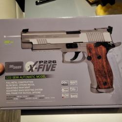 Pistolet SIG SAUER P226 X-FIVE SILVER FULL METAL BLOWBACK CO2