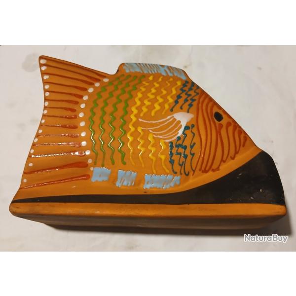 POISSON DECORATIF EN ARGILE PEINTE PORTE-LETTRES