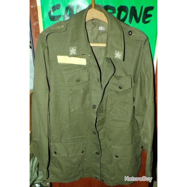 VESTE DE TREILLIS MILITAIRE DE L'ARMEE ITALIENNE 1981, TAILLE 48 SOIT XXL , A NOTER IL MANQUE UN BOU