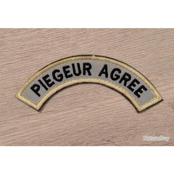 Ecusson pigeur agr