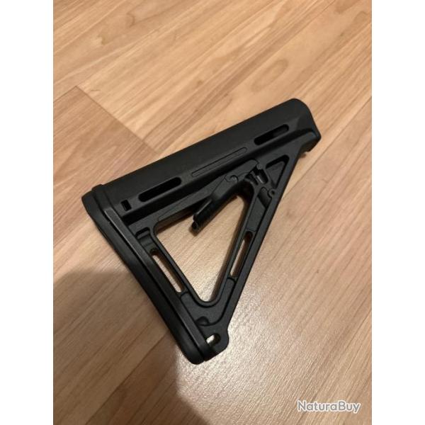 Crosse MAGPUL MOE noire milspec - MAG400