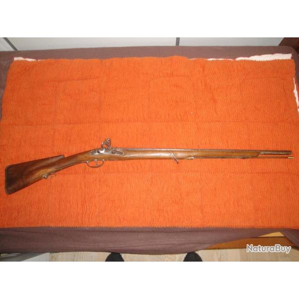 FUSIL DE CHASSE A SILEX POUR FEMME OU ENFANT VERS 1750