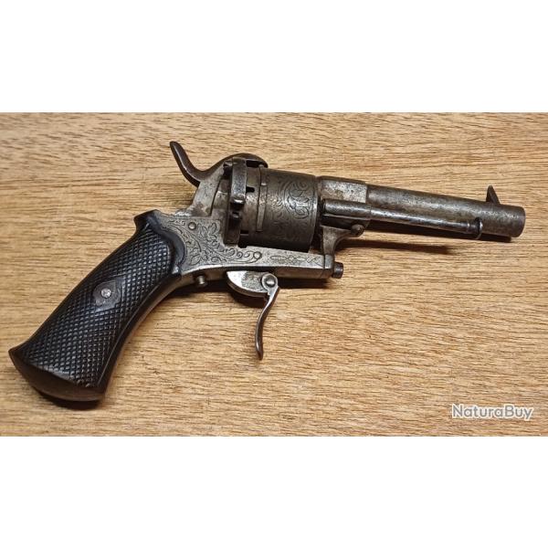 Ancien revolver  broche 7 mm type Lefaucheux - bon tat