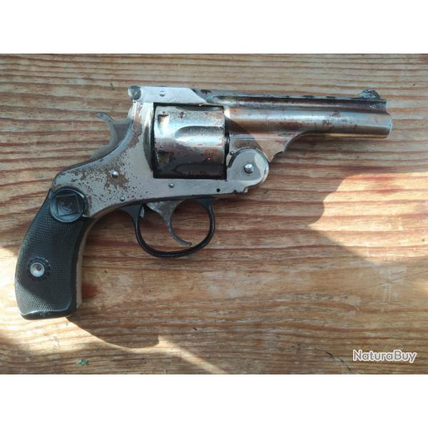 Revolver Harrington & Richardson calibre 32 long