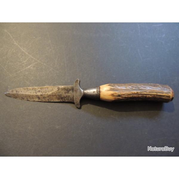 Dague de chasse ancienne, petit couteau ancien style mdival dit poignard "pique-couille"