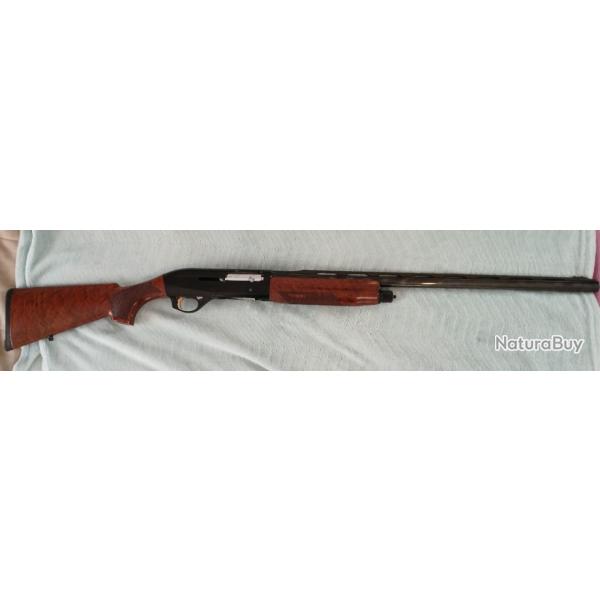 Fusil semi auto Benelli montefeltro ultra light cal 12.