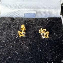 Boucles d'oreilles neuves papillon or massif 9 carats - Clip - puce - enfant