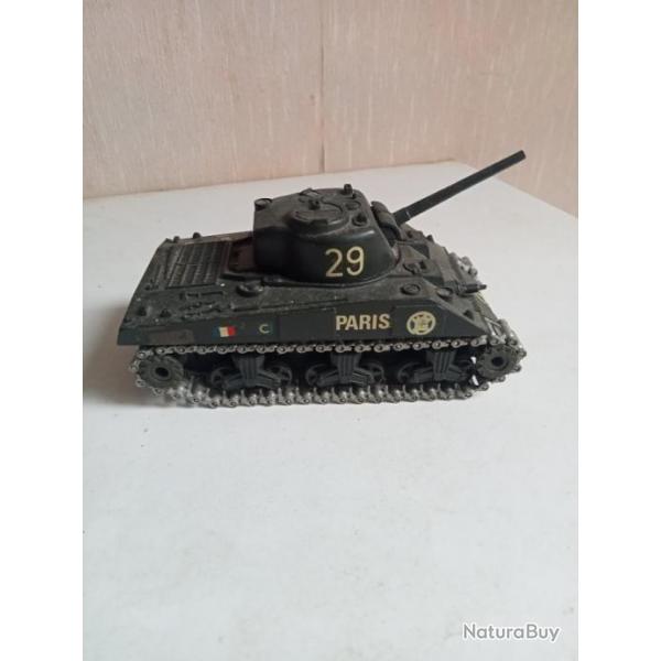 char solido Sherman M4A3 n231 3/1972