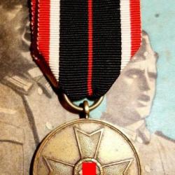KRIEGSVERDIENSTMEDAILLE ALLEMANDE de la SECONDE GUERRE.  /8978