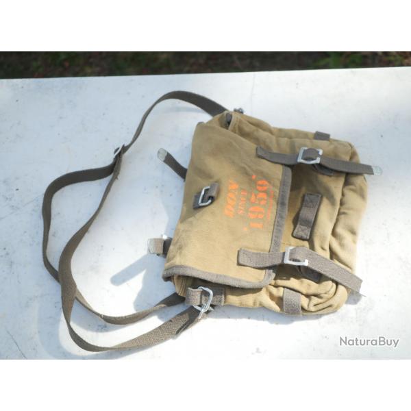 GENRE MILITAIRE  - sac M36 avec marquage DON SINCE  1950 - ref EBR24SAC006  En bon tat