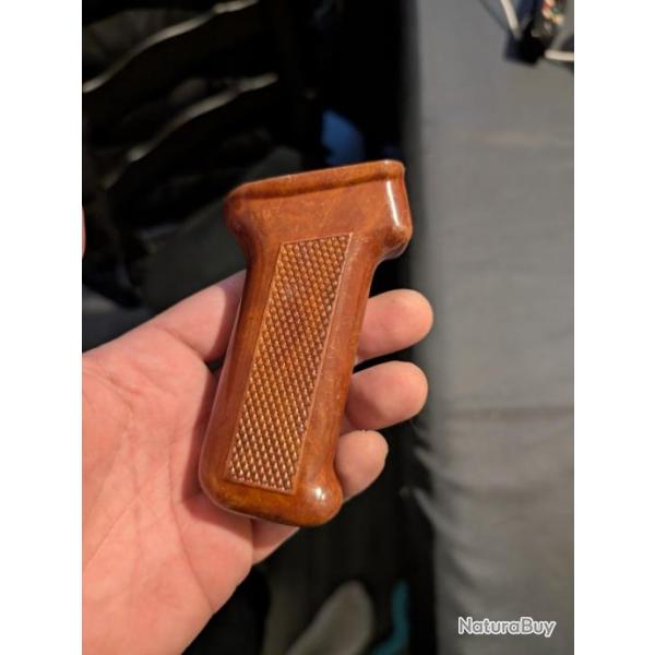 Vend poigne pistolet baklite pour AK et akm couleur rare saumon